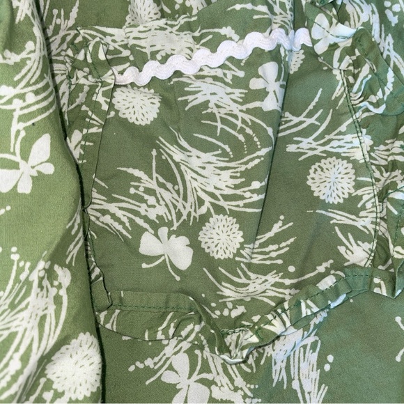 Apron - Picture 3 of 4